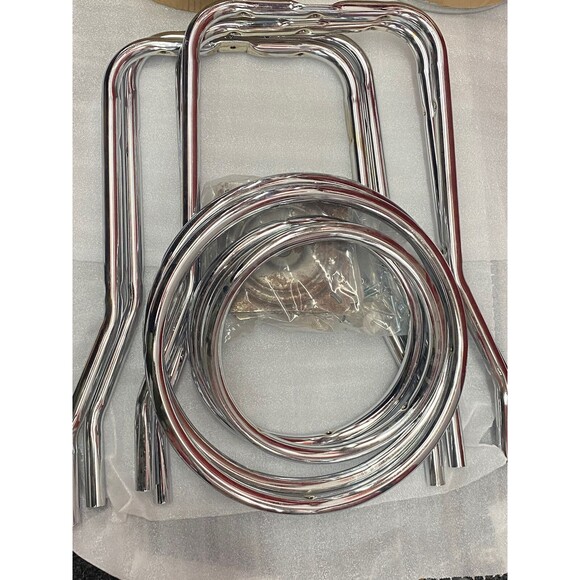 25" L8C3C - Chrome Minnesota Wild Swivel Bar Stool with 2.5" Ribbed Accent Ring - Picture 5 of 12